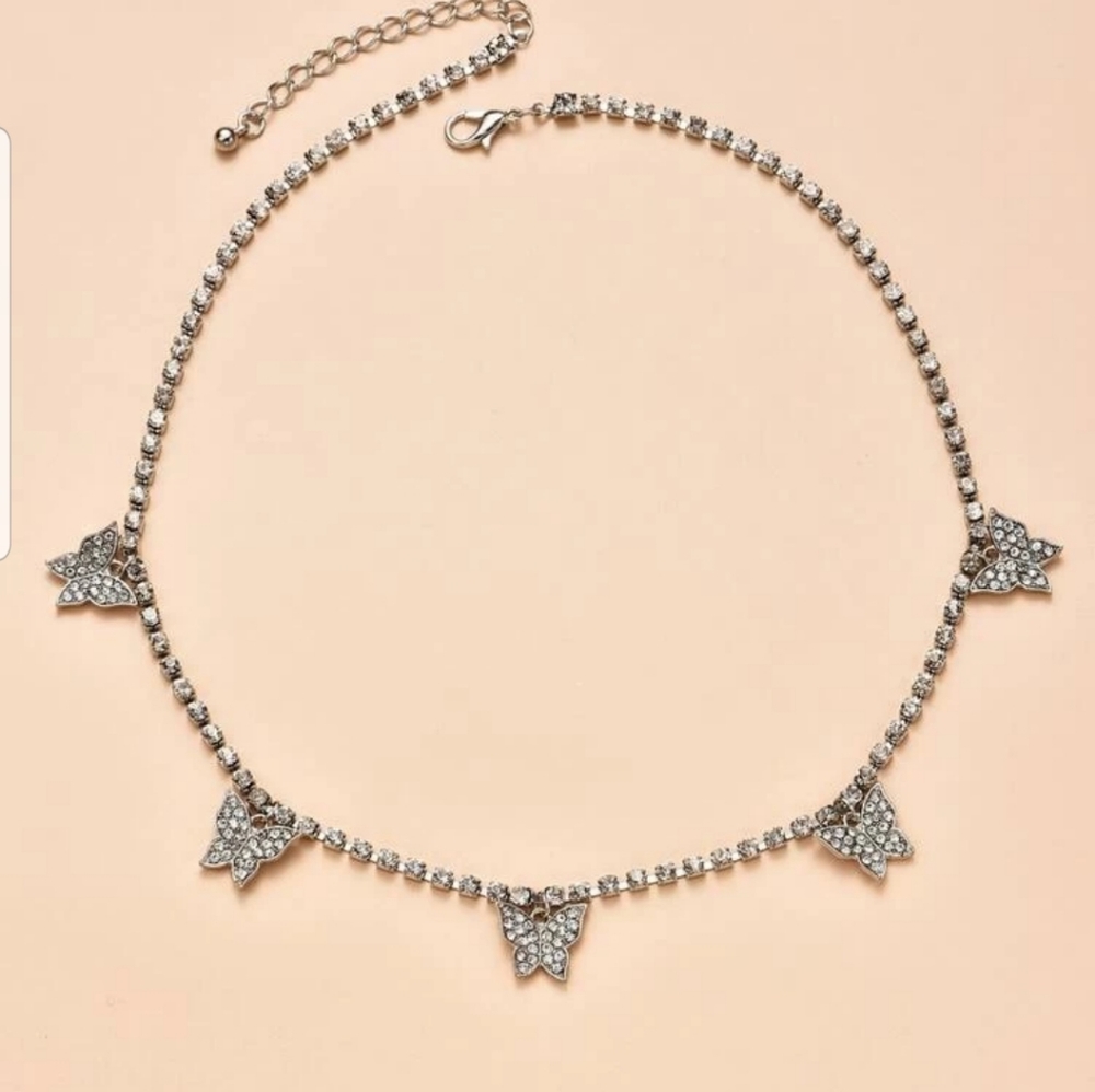 *Pamela* Silver Butterfly Necklace - Picture 2 of 3